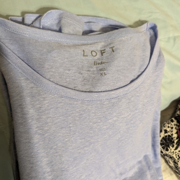 NWT LOFT Flutter Sleeve Shirt 👕 - Picture 6 of 6